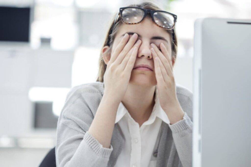 What causes work from home eye strain?