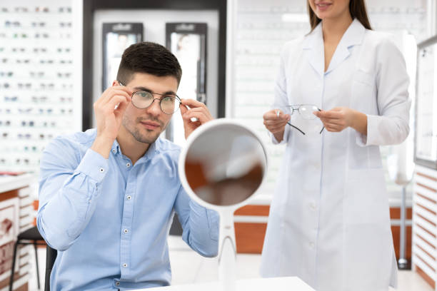 Crizal Prevencia lenses reducing digital eye strain