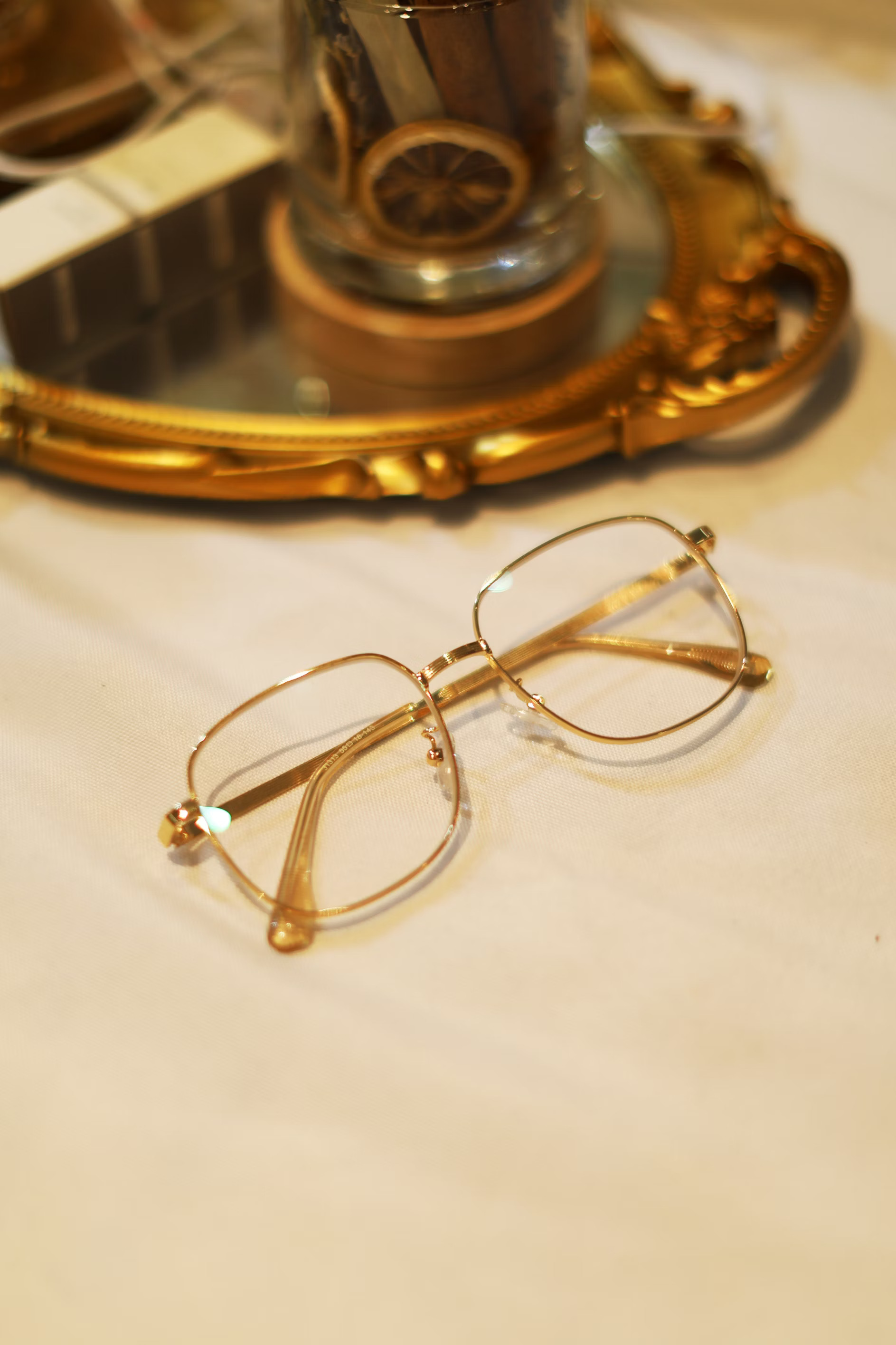  Tommy Hilfiger  top classic Frames