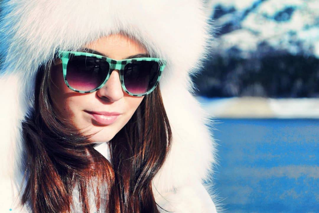 How to wear sunglasses in winter